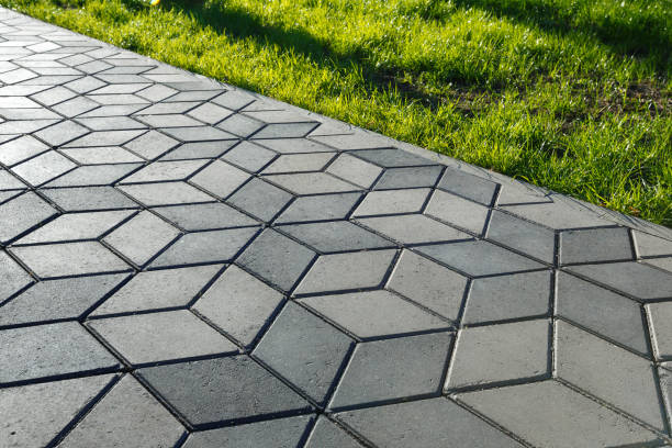 Best Asphalt Driveway Paving in Frankfort, IL